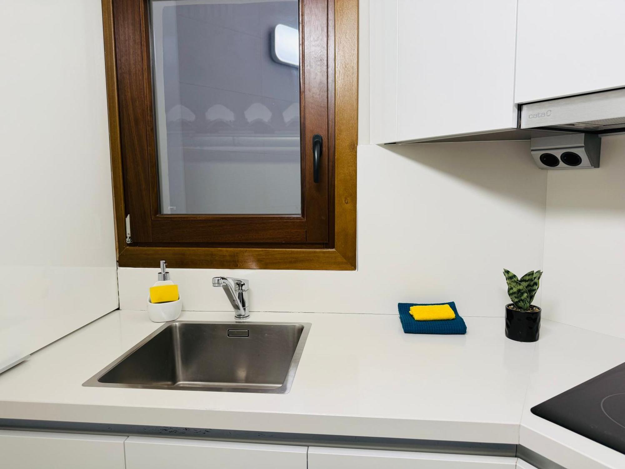 Rueda Bolas - Hostatel Apartment Granada
