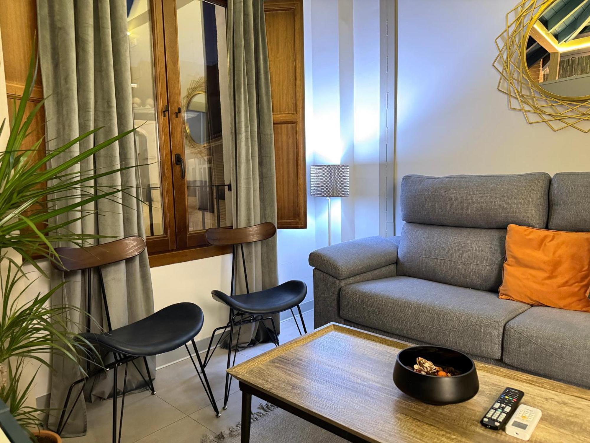 Rueda Bolas - Hostatel Apartment *