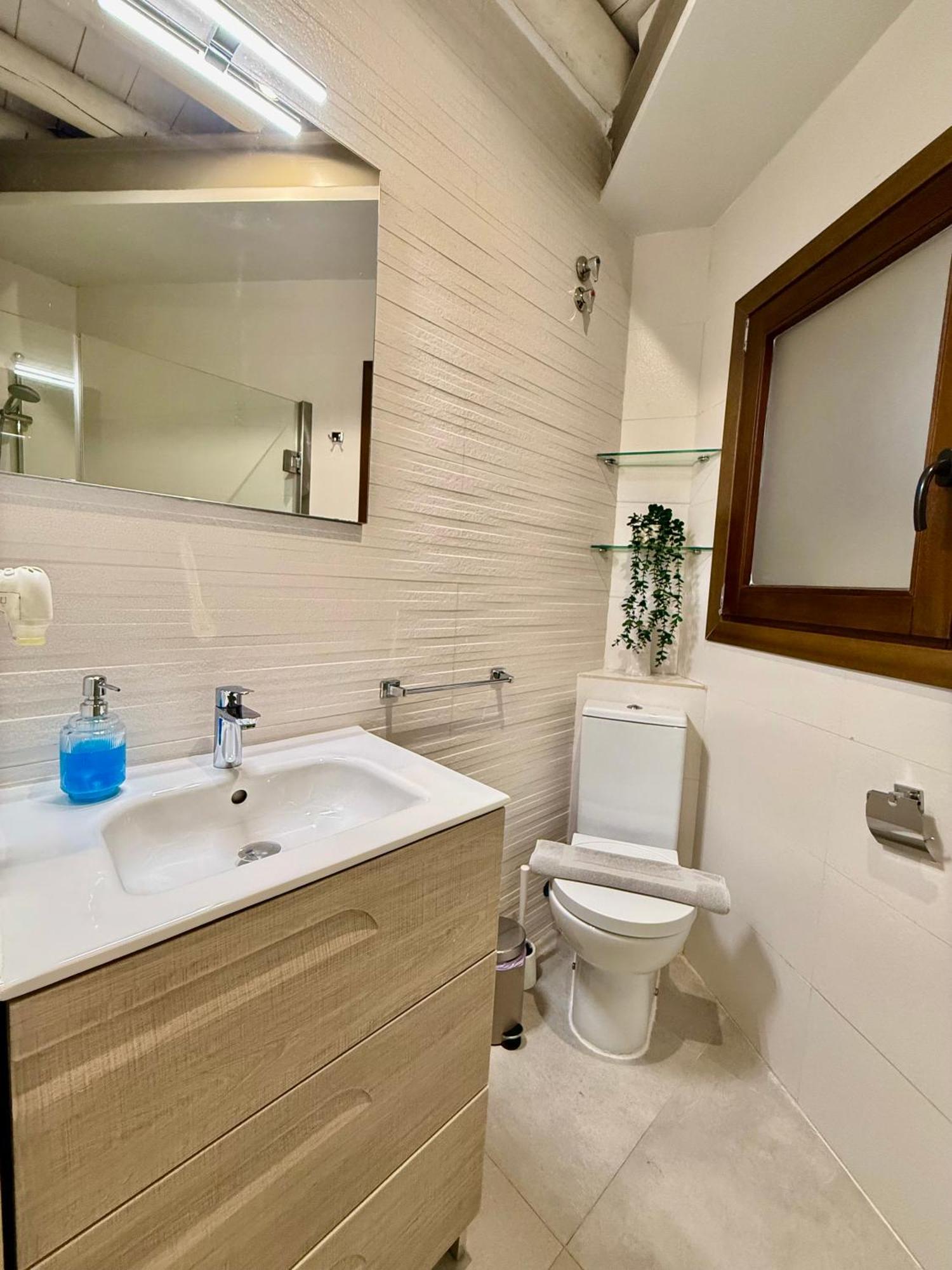 Rueda Bolas - Hostatel Apartment *